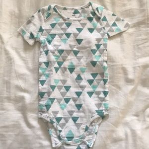 NWT 3-6M Aden & Anais Muslin Onesie